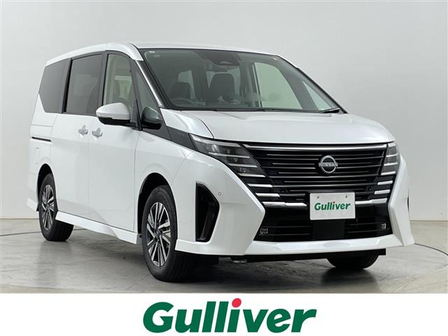 セレナ 1.4 e-4ORCE ハイウェイスターV 4WD ワンオーナー