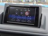 当社理想の中古車は値段の割に良質な物件です。金額が安くて当然な修復歴有の車や走行の多い車・金額は安いけれど諸費用が当社の数倍以上するお店が存在しますが当社は支払い総額で良質な物件を追求します。