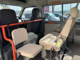 キャラバンバス  車いす移動車