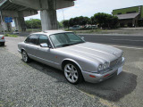 XJ XJR 4.0 スーパーチャージド V8 