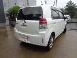 スペイド 1.5 X 4WDのパールが入荷! 日本全国納車可能です。皆様のお問い合わせお待ちしています。
