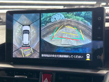 【マルチテレインモニター】車のフロントやサイドのカメラ画像を同時にモニター表示することで、悪路や狭い道を走行時でも周囲の状況確認ができ安心!本格SUVにうれしい装備です♪