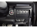 プッシュスタート、VDC、トランクオープナー、イルミネーションコントロールダイヤル、ETCが配置されてます。