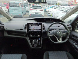 セレナ 1.2 e-POWER ハイウェイスター V 