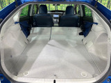 普段のお買い物や通勤、送迎等に十分な荷室スペースを確保しております。セカンドシートを倒すと、大きな荷物の積載も可能です♪