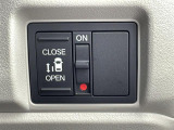 【 片側パワースライドドア 】運転席から後席スライドドアを開け閉めできます!//