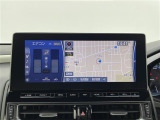 【純正12.3インチナビ】専用設計で車内の雰囲気にマッチ!ナビ利用時のマップ表示は見やすく、いつものドライブがグッと楽しくなります!