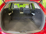 【パワーバックドア】スマートキーや運転席のボタンを押すだけでリアゲートが自動で開閉します!荷物を持っている時や、高い位置にあるバックドアを閉める際に便利な機能です♪