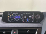 納車前に自社工場にて12ヶ月点検をベースに入念なチェックを行ないます。消耗箇所等がございましたら交換を行いますので、安心してお乗り頂けます。