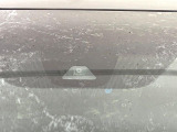 【ホンダセンシング】走行中に前方の車両等を認識し、衝突しそうな時は警報とブレーキで衝突回避と被害軽減をアシスト。より安全にドライブをお楽しみいただけます。