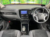 アウトランダーPHEV 2.4 G プラスパッケージ 4WD 
