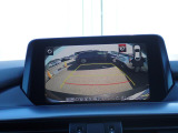 バックカメラ装備しております。駐車時に大変役に立ちますよ♪駐車が苦手な方にも便利機能です♪