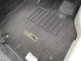 気になる車はすぐにお問い合わせください!画面右側の0066から始まる無料ダイヤルからお問い合わせ下さい!専門スタッフがお車のご質問にお答えいたします!