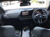 このお車は【浦和美園支店】に展示中です!ご来場、お問い合わせをスタッフ一同お待ちしております。<住所>埼玉県さいたま市緑区美園6-11-1 <TEL>048-812-2525