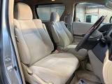 運転席シート廻りは使用感も少なく、良好な状態となっています。丁寧に使われていたことがよくわかりますね。