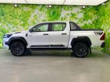 ハイラックス 2.4 Z レボ ロッコ エディション ディーゼル 4WD 