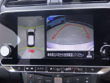 アラウンドビューモニター◆目視しにくい車の左下も映像で確認できるので安心です☆