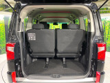 普段のお買い物や通勤、送迎等に十分な荷室スペースを確保しております。セカンドシートを倒すと、大きな荷物の積載も可能です♪