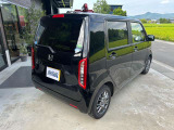 吉崎鈑金ではお車の購入から自動車保険、車検整備、緊急時のレッカー、鈑金塗装まで全てワンストップで対応します。安心してお任せください。
