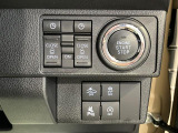 車両状態証明書修復歴の有無も一目瞭然。機能や内装・外装、走行距離、修復歴の有無をチェックし、クルマの状態を10段階にした車両状態証明書。数字や記号を使ってわかりやすく表示しています。