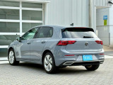 高強度ボディ×衝撃吸収構造で、万が一にも備えた安心設計。Volkswagenならではの安全性能です。