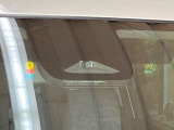 【トヨタセーフティセンス】走行中に前方の車両等を認識し、衝突しそうな時は警報とブレーキで衝突回避と被害軽減をアシスト。より安全にドライブをお楽しみいただけます。
