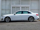 A4 40 TDI クワトロ Sライン 4WD 