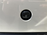 バックカメラ付きです。モニターと連動し車両後退時には後方の映像を映し出します。