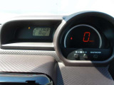 見方が分からないときは、どんなことでも中古車選びのプロであるスタッフにおたずねください。