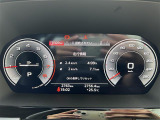 【スピードメーター】メーターがシンプルで見やすく運転しやすいですね。
