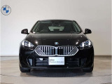 【キドニーグリル】BMWは約90年もの間、ほぼ全ての車両にひと目でBMWだと分かるこの特徴的なフロントグリルが備えられ、デザイン・アイコンとして親しまれてきました。