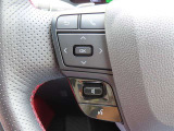 ブルートゥースに接続すれば、スマホに入れている音楽が聞けたり運転中に電話がかかってきてしまった場合もハンドルから電話を取ることができます!