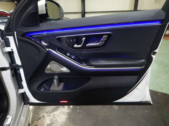 るぴ出品 メルセデス・ベンツ Sクラス S500 4マチック AMGライン (ISG搭載