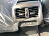 後部座席エアコンの吹き出し口がありますので車内環境も快適です