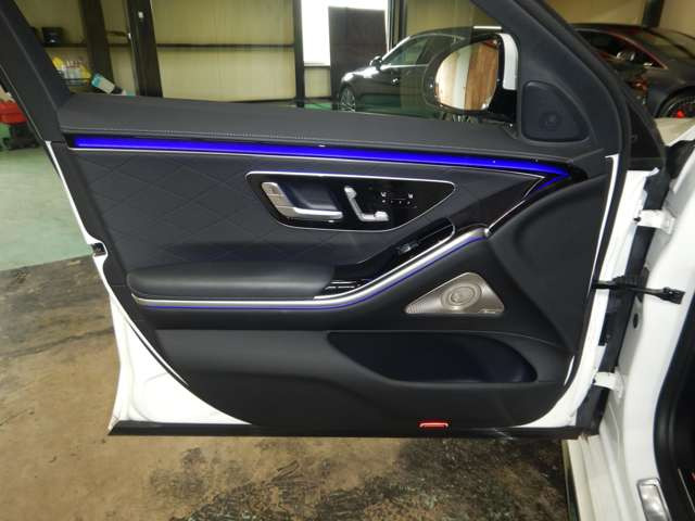 メルセデス・ベンツ Sクラス S500 4マチック AMGライン (ISG搭載モデル