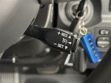 【クルーズコントロール】アクセルを踏み込まなくても設定した速度を保ち走行し続けることができる便利な機能です。ロングドライブになりがちな高速道路や有料道路で、その真価を発揮いたします。