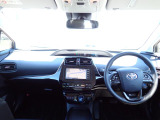 プリウス 1.8 S 純正SDナビ・バックカメラ・ETC・Bluetooth