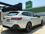BMWのお車は、“駆け抜ける歓び”を体現しております。走行の安定性とコーナリングの良さを追求し、思い通りにハンドルの操作可能です。