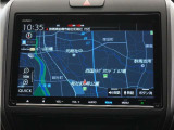 純正9インチプレミアムインターナビ(VXM-217VFNi)&バックカメラが装備されているので、普段の使い勝手もロングドライブも快適です。