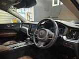 XC60 D4 AWD モメンタム ディーゼル 4WD 本革シート