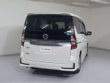 セレナ 2.0 ハイウェイスター V 4WD 