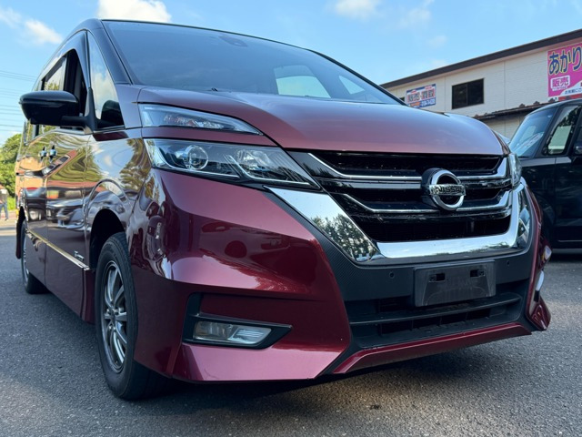 セレナ 2.0 ハイウェイスター Vセレクション 4WD 