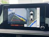 【パノラミックビューモニター】専用のカメラにより、上から見下ろしたような視点で360度クルマの周囲を確認することができます☆死角部分も確認しやすく、狭い場所での切り返しや駐車もスムーズに行えます。
