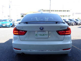 第二展示場にも多数のBMWをラインナップ!ご来店の際はBMW本店(厚木市下荻野140-1)に一度ご来店ください!☆関東運輸局認証工場 自動車分解整備事業2-6030☆プッシュプル式板金塗装ブース完備☆