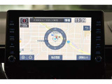ディスプレイオーディオを装備。スマホとクルマをつなぐことで、これまでのナビに加えて、いろんなサービスが楽しめます。