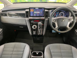 デリカD:5 2.2 シャモニー 電動サイドステップ 4WD 