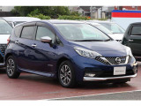 走行距離無制限の1年間保証(部分保証)付き。全国の日産工場でアフターを受けられますので、引っ越しなどで県外に移られても安心です。