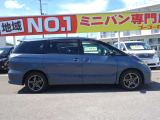 すべての車に外装のコーティングと各種ルームクリーニングを施工いたします!外装も内装も愛車はいつもピカピカキレイが気持ちいいですね♪