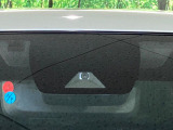 【トヨタセーフティセンス】走行中に前方の車両等を認識し、衝突しそうな時は警報とブレーキで衝突回避と被害軽減をアシスト。より安全にドライブをお楽しみいただけます。