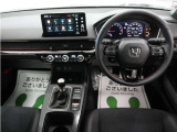 とても握りやすいステアリング!運転手の気持ちがそのまま伝わるかのような反応をしてくれます!小物入れや各ボタンの配置にこだわり、とても使いやすいです !視認性も良好なのでロングドライブもお任せ下さい!